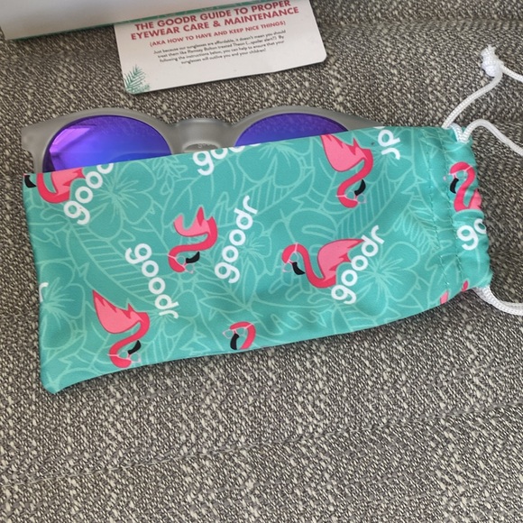 Goodr white sunglasses Circle G - Picture 3 of 5